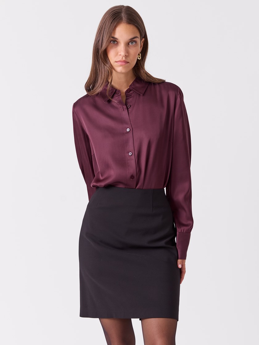 7516337 MPI 7516337_MPI-BLU-A26-Modell-Front_chn=vic_5785_Gina skjorte MPI.jpg_Front
