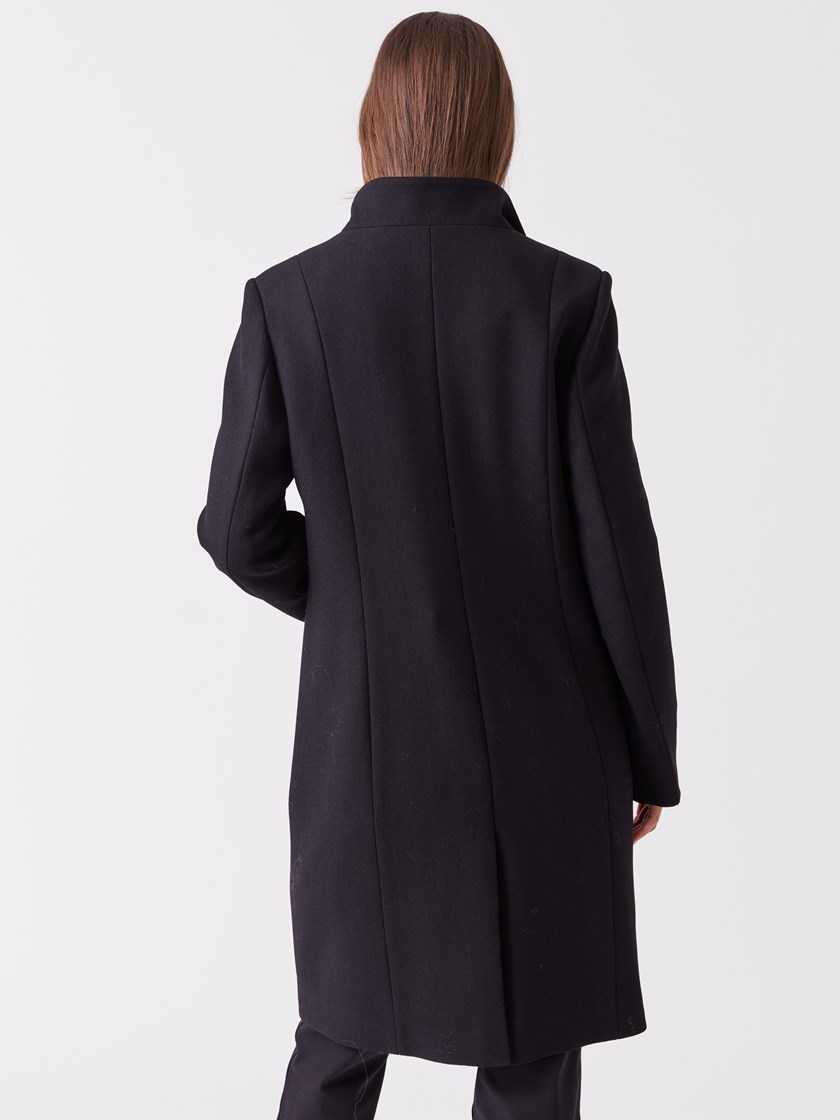 7516341 ID2 7516341_ID2-BLU-A26-Modell-Front_chn=vic_498_Sandra kåpe ID2 7516341.jpg_Front