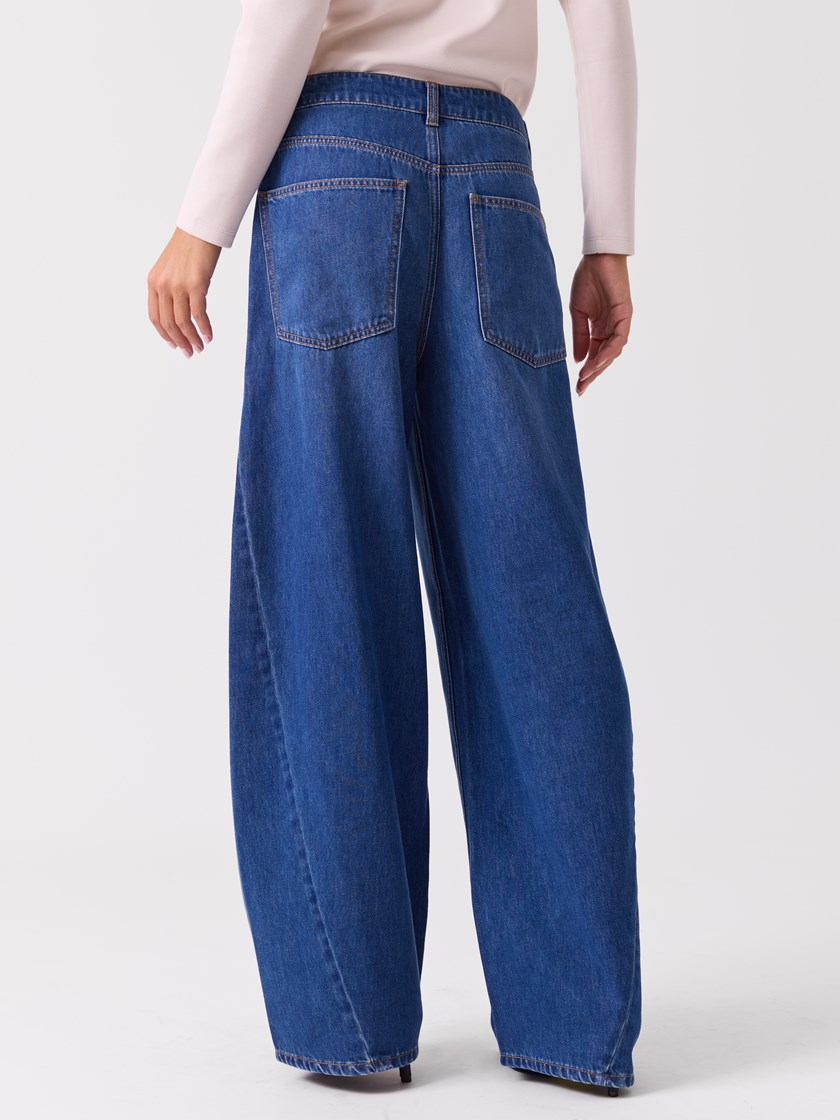 7516377 DAB 7516377_DAB-DONNA-A26-Modell-Front_chn=vic_6081_Soleil jeans DAB.jpg_Front||Front