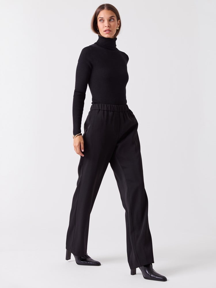 Cecilie bukse 7516456_ID2-BLU-A26-Modell-Front_chn=vic_2872_Cecilie bukse ID2.jpg_Front
