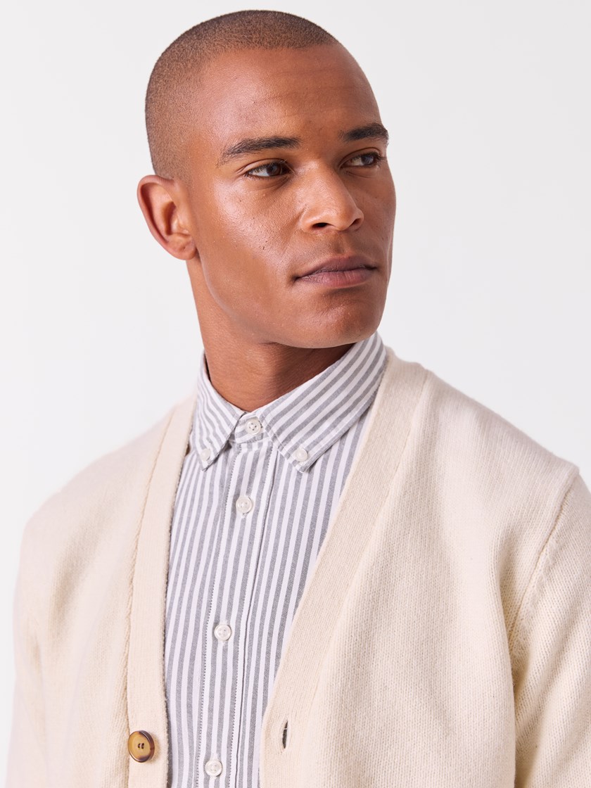 7516547 OAD 7516547_OAD-VESB-A26-Modell-Front_chn=vic_3618_David cardigan OAD.jpg_Front||Front