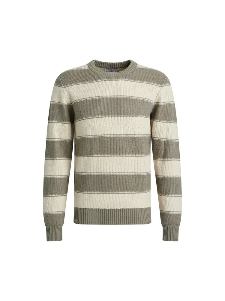 Nate genser 7516598_ADO-VESB-A26-Modell-Front_chn=vic_2075_Nate genser ADO.jpg_Front||Front