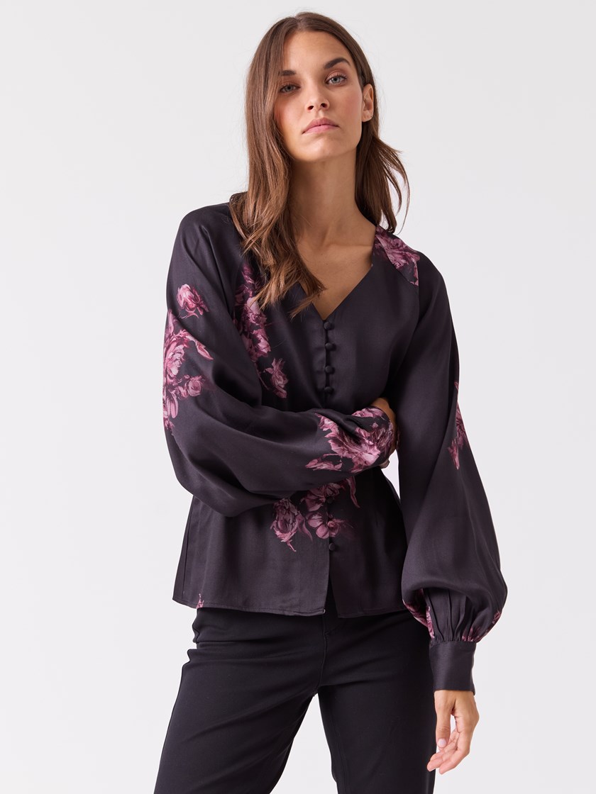 7516600 ID2 7516600_ID2-BLU-A26-Modell-Front_chn=vic_1516_Juliet bluse ID2.jpg_Front