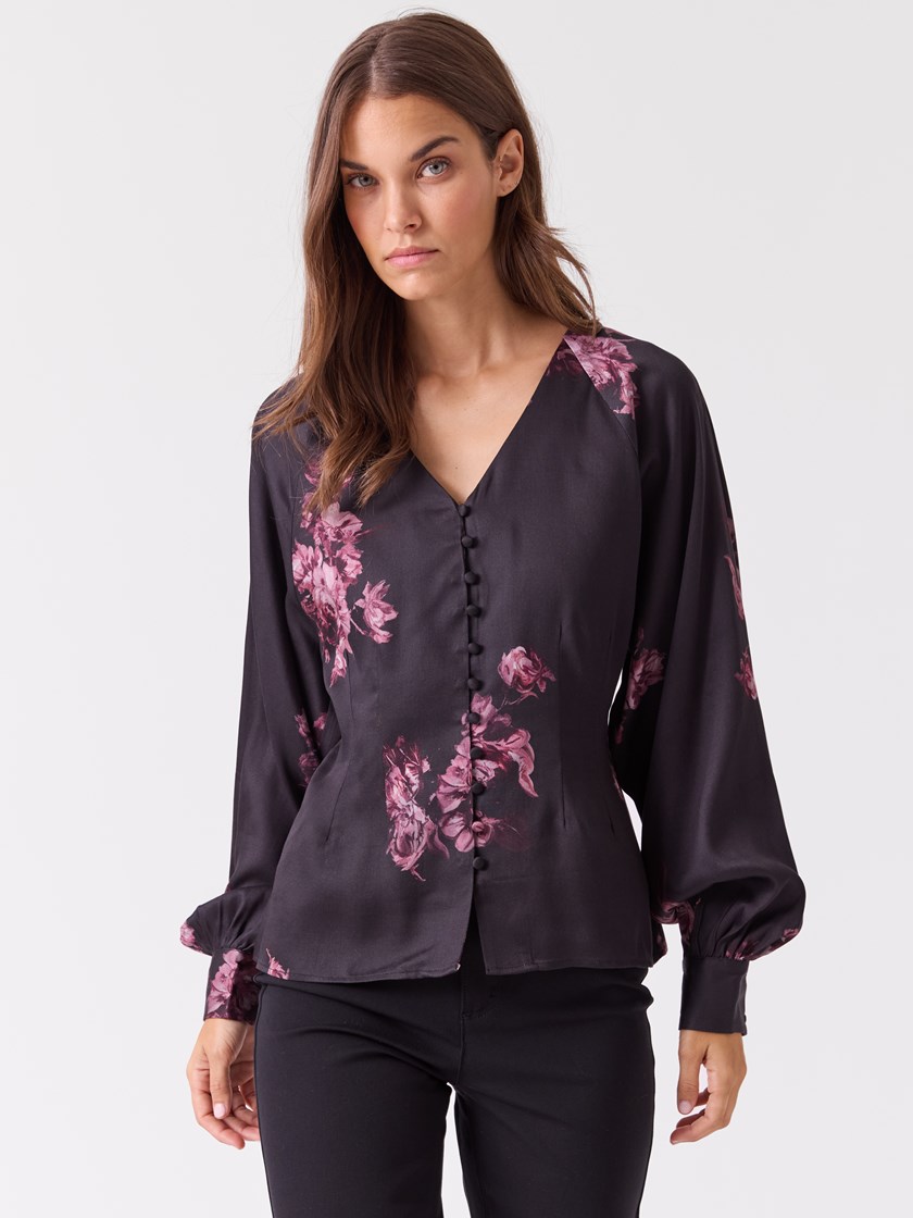 7516600 ID2 7516600_ID2-BLU-A26-Modell-Front_chn=vic_5658_Juliet bluse ID2.jpg_Front
