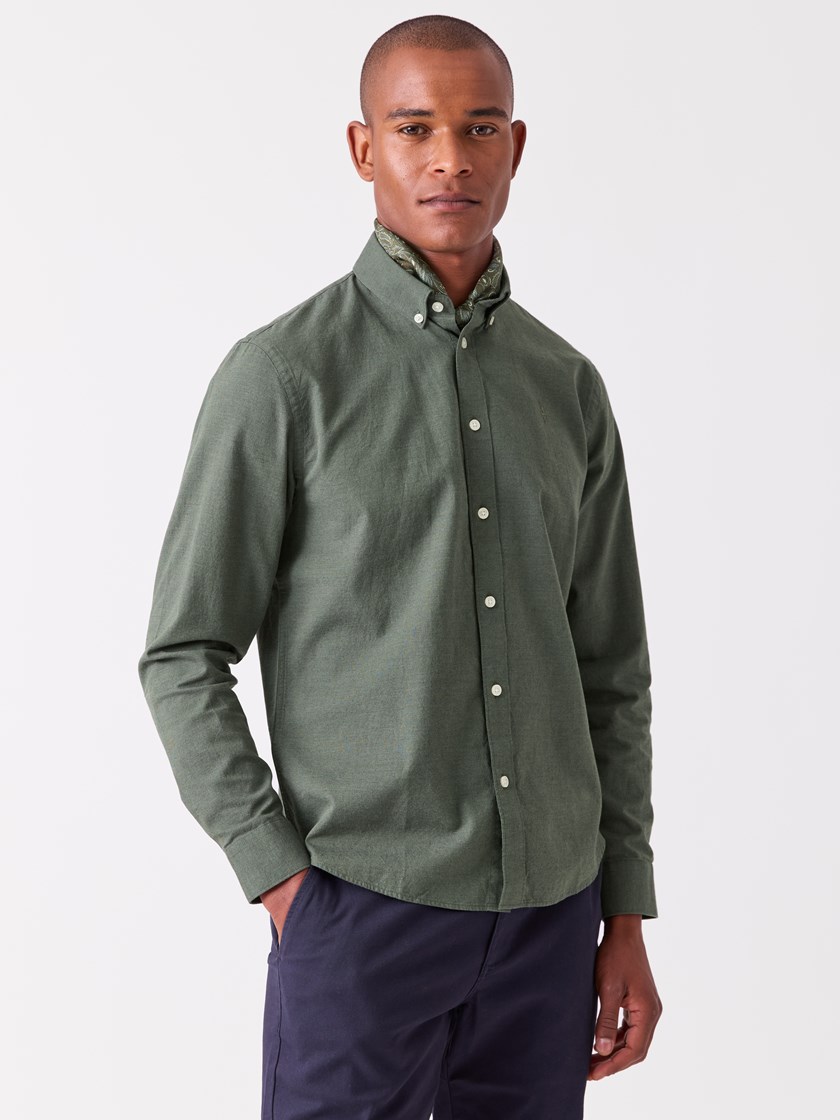 7516602 R83 7516602_R83-VESB-A26-Modell-Front_chn=vic_8387_Rebel oxfordskjorte R83.jpg_Front||Front
