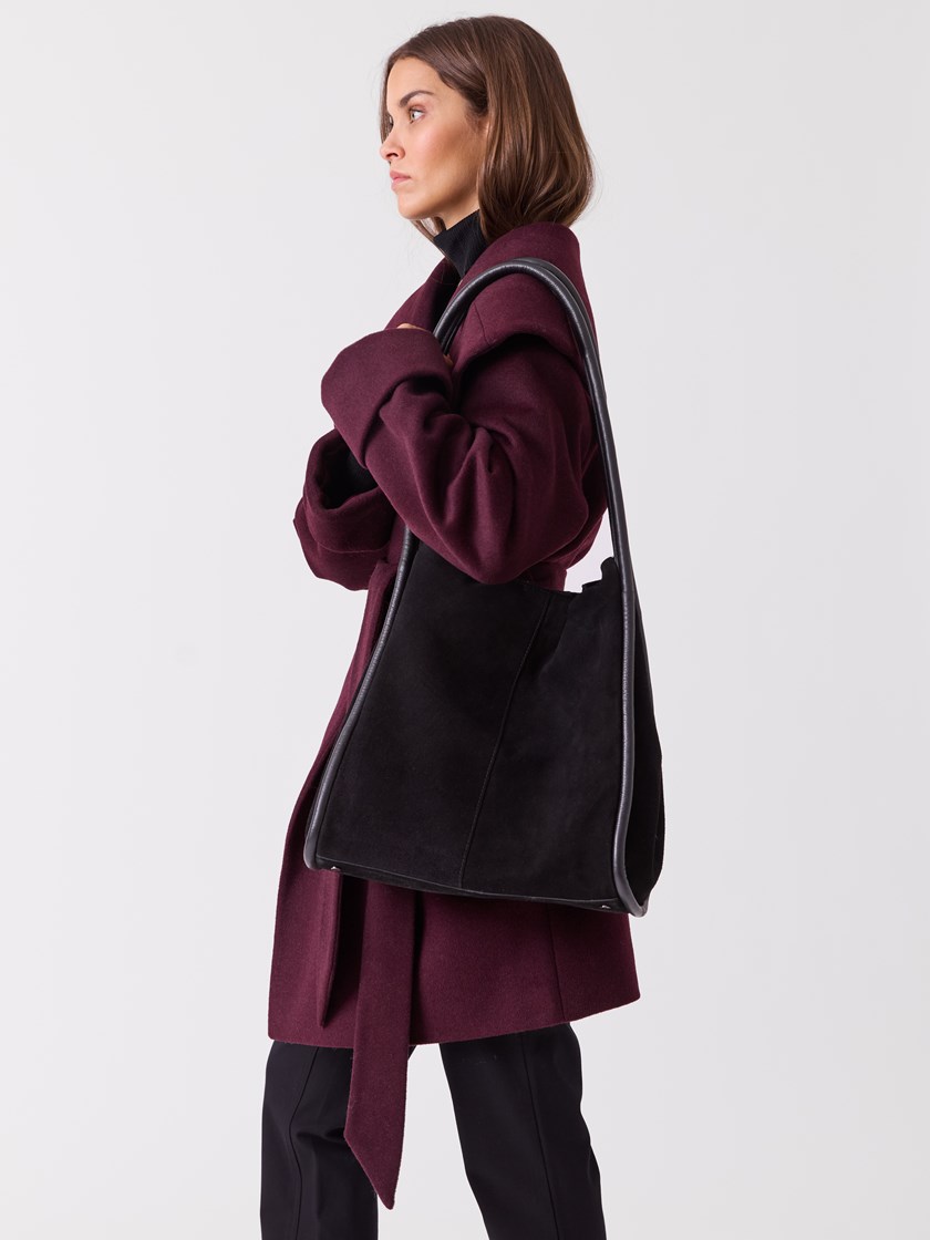 7516658 ID2 7516658_ID2-BLU-A26-Modell-Front_chn=vic_4348_Allegra shopper ID2.jpg_Front||Front