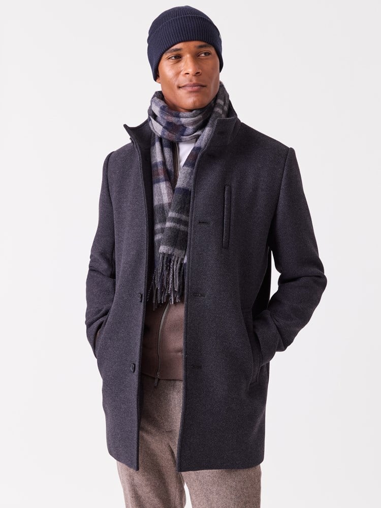 Charlie ullskjerf 7516660_EN9-VESB-A26-Modell-Front_chn=vic_7612_Charlie ullskjerf EN9.jpg_Front||Front