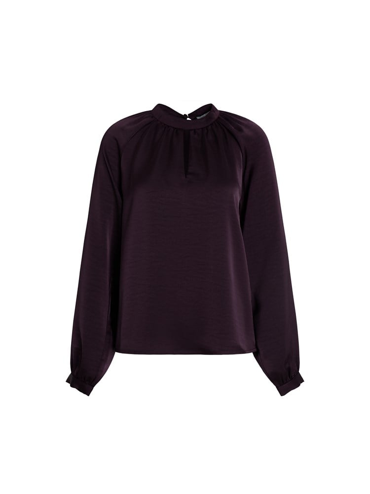 Miranda bluse 7516715_I7V-BLU-A26-Modell-Front_chn=vic_398.jpg_Front