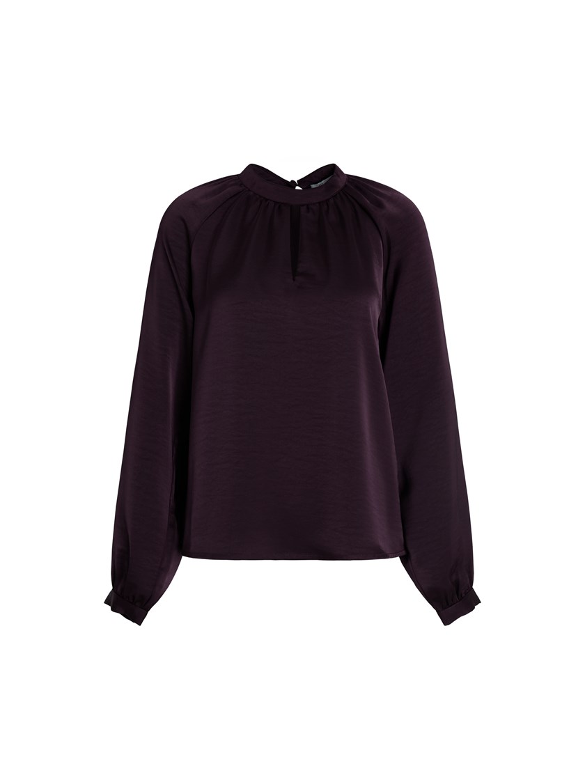 7516715 I7V 7516715_I7V-BLU-A26-Modell-Front_chn=vic_398_Miranda bluse I7V.jpg_Front