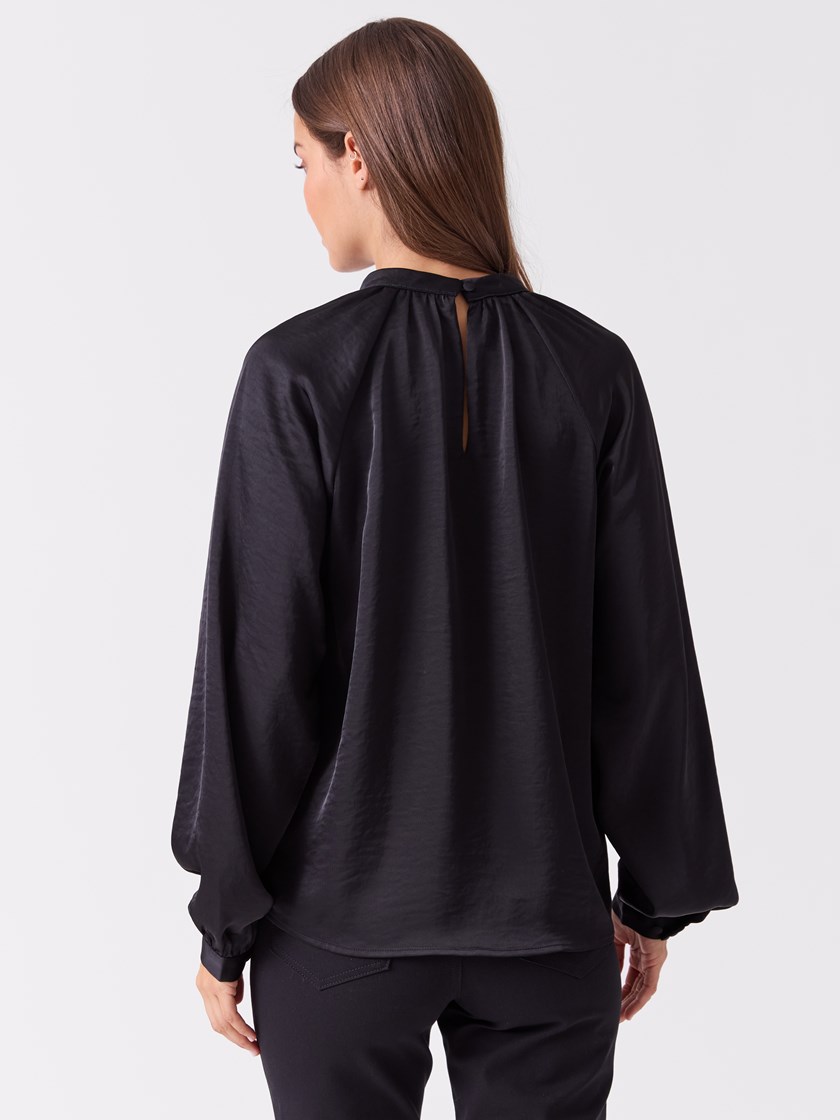 7516715 ID2 7516715_ID2-BLU-A26-Modell-Front_chn=vic_4487.jpg_Front||Front