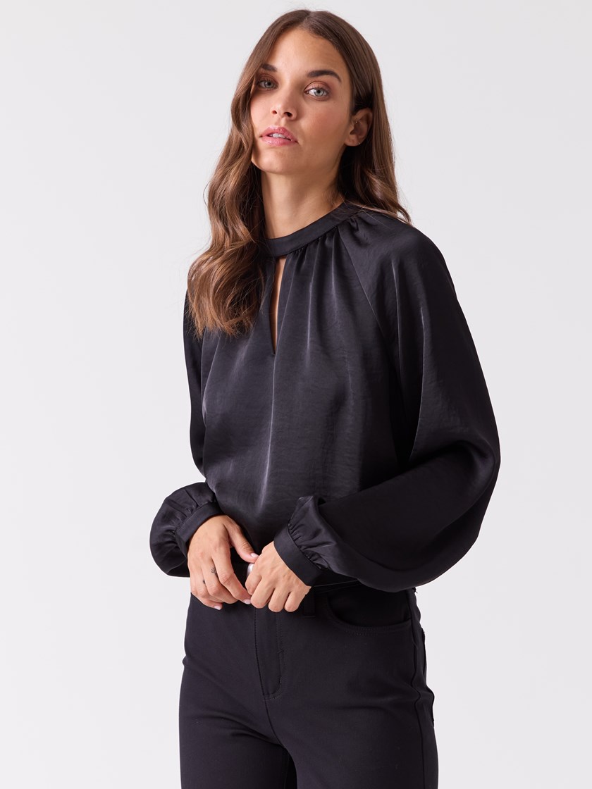 7516715 ID2 7516715_ID2-BLU-A26-Modell-Front_chn=vic_6644.jpg_Front||Front