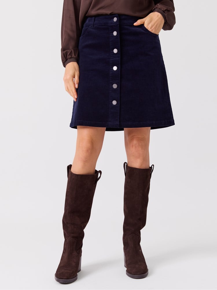 Wilma cordskjørt 7516781_S28-MELL-A26-Modell-Front_chn=vic_5419_Wilma cordskjørt S28.jpg_Front||Front