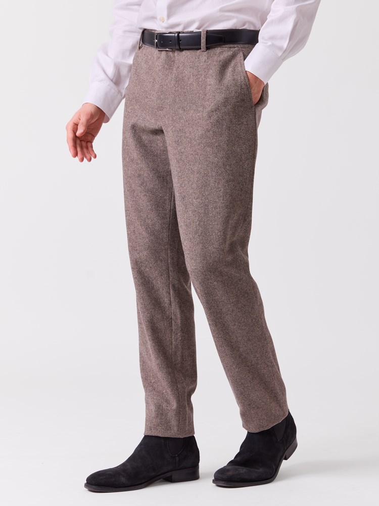 Damir bukse 7516805_T08-VESB-A26-Modell-Front_chn=vic_1733_Damir bukse T08.jpg_Front||Front