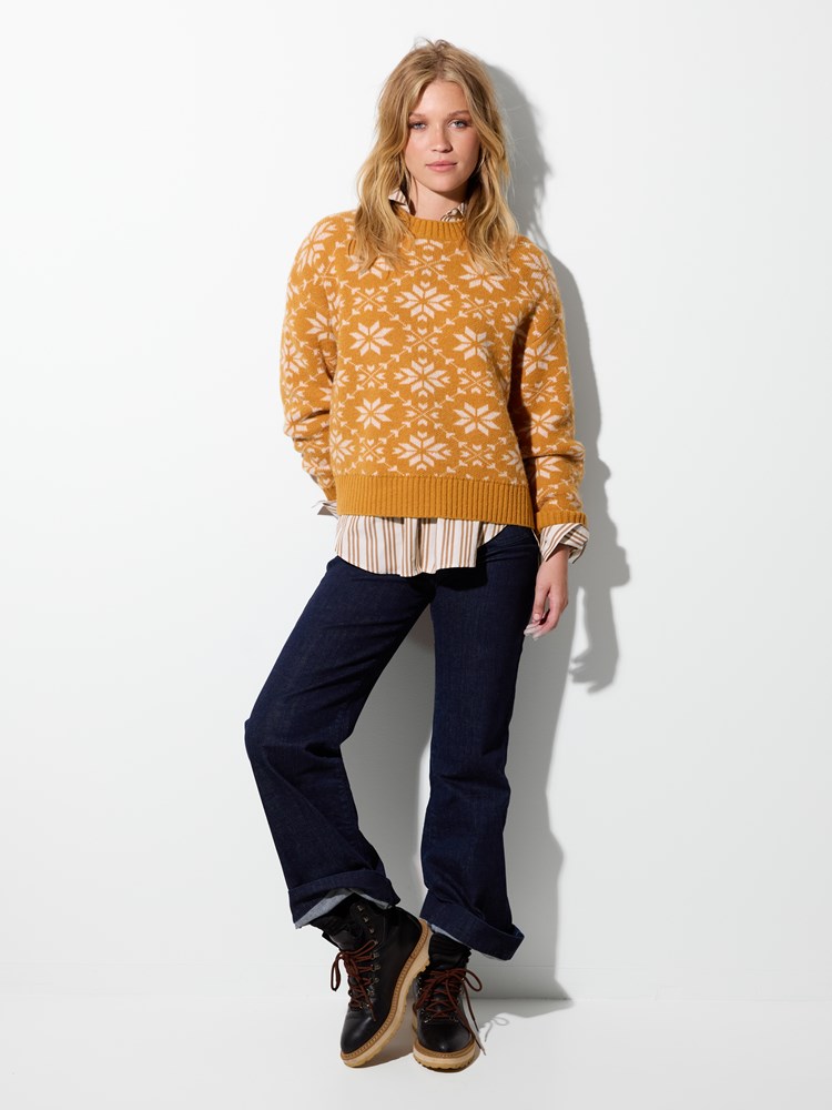 Noel genser 7516821_AEC-JEANPAUL-W26-Modell-Front_8939.jpg_Front||Front