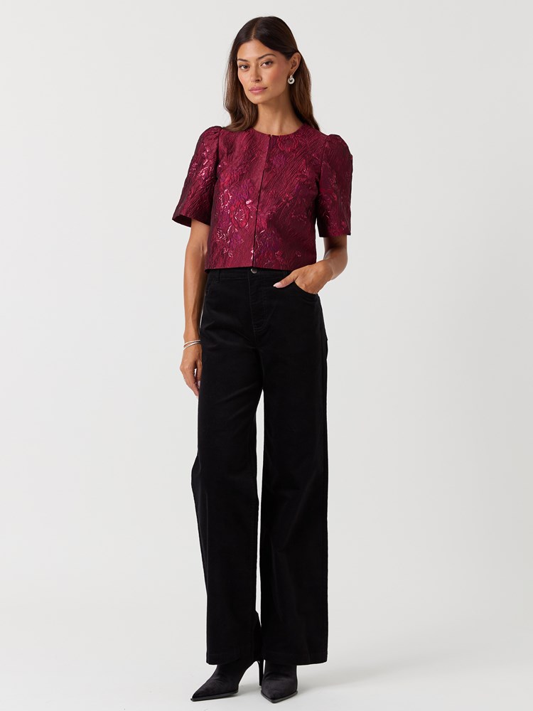 Wilma velvet bukse 7517009_ID2-MELL-W26-Modell-Front_chn=vic_2241_Wilma velvet bukse ID2.jpg_Front||Front