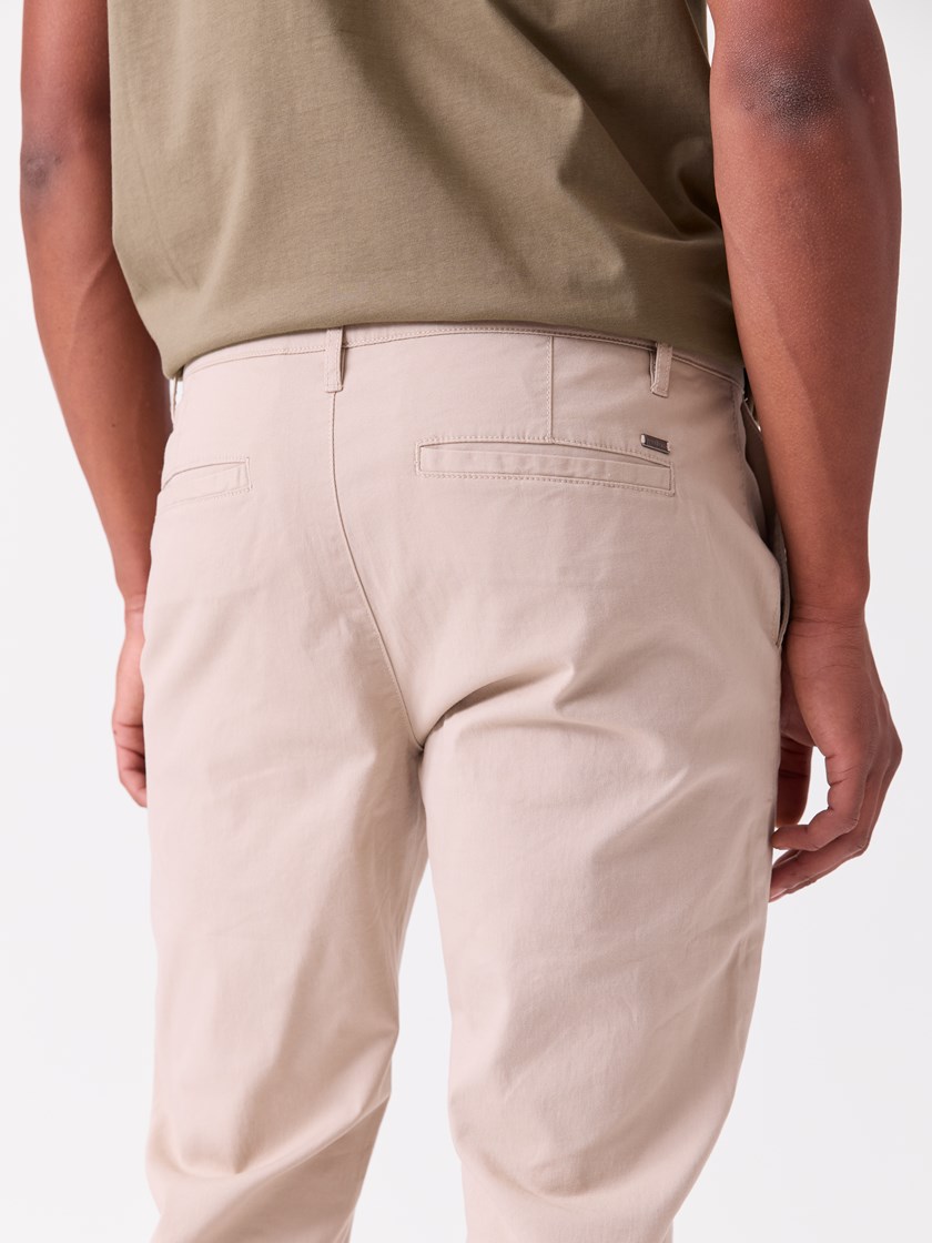 7517012 I4C 7517012_I4C-VESB-A26-Modell-Front_chn=vic_5620_Lloyd chinos I4C.jpg_Front||Front