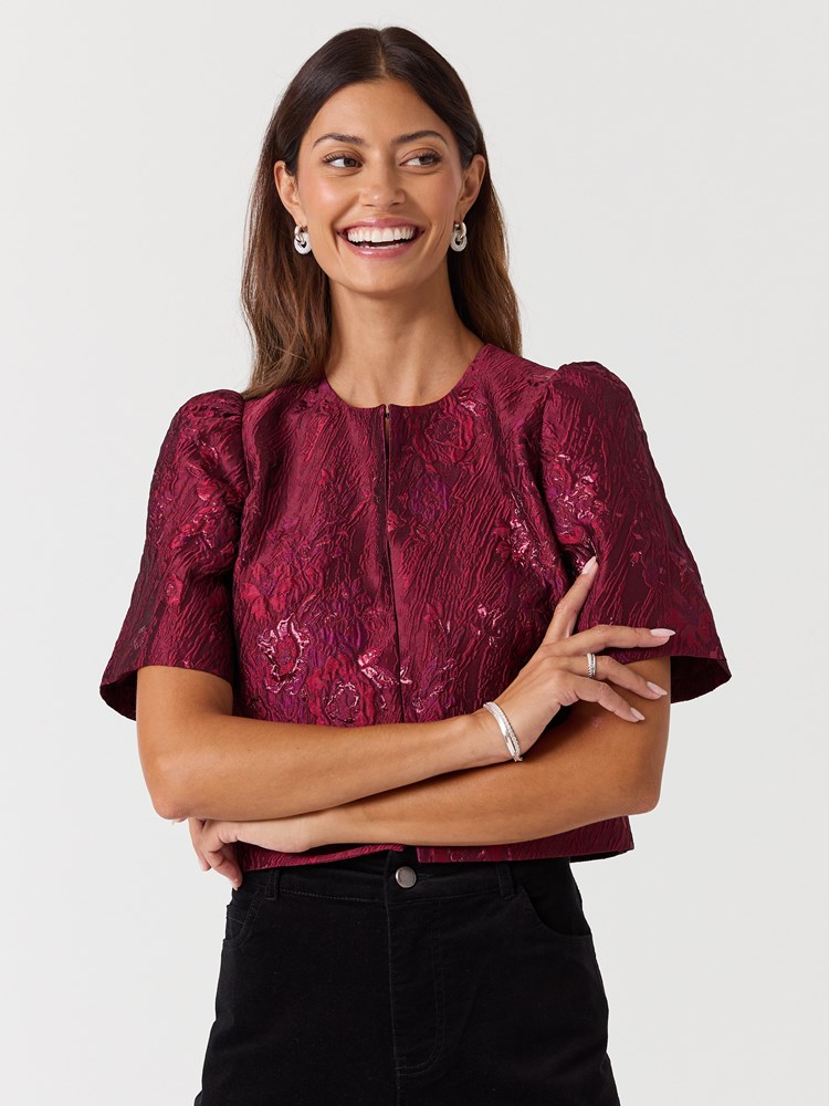 Mimmi bluse 7517121_K5Y-MELL-W26-Modell-Front_chn=vic_1734.jpg_Front