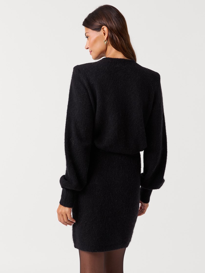 7517149 ID2 7517149_ID2-BLU-W26-Modell-Front_chn=vic_7583_Inger cardigan ID2.jpg_Front||Front