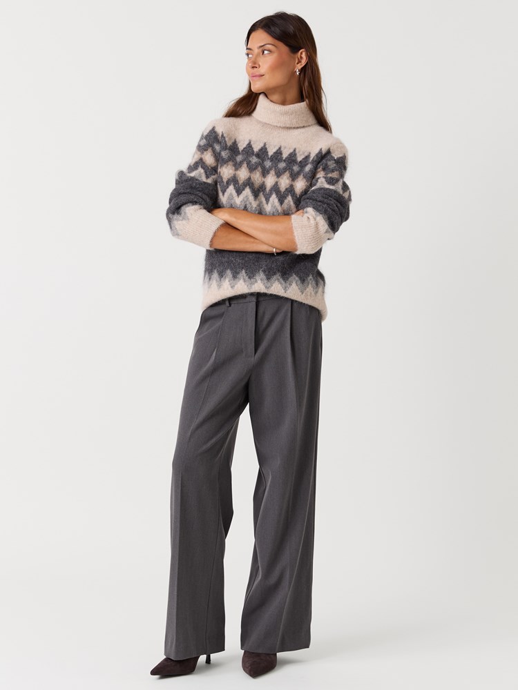 Elza genser 7517179_I7C-MELL-W26-Modell-Front_chn=vic_2844_Elza genser I7C.jpg_Front