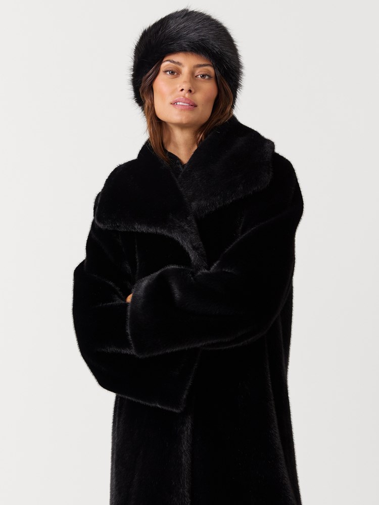 Liz pannebånd 7517490_ID2-BLU-W26-Modell-Front_chn=vic_4215.jpg_Front