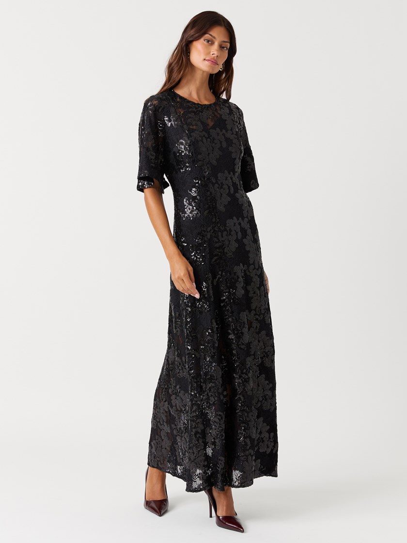 7517717 ID2 7517717_ID2-BLU-W26-Modell-Front_chn=vic_2897_Madison kjole ID2 7517717.jpg_Front||Front