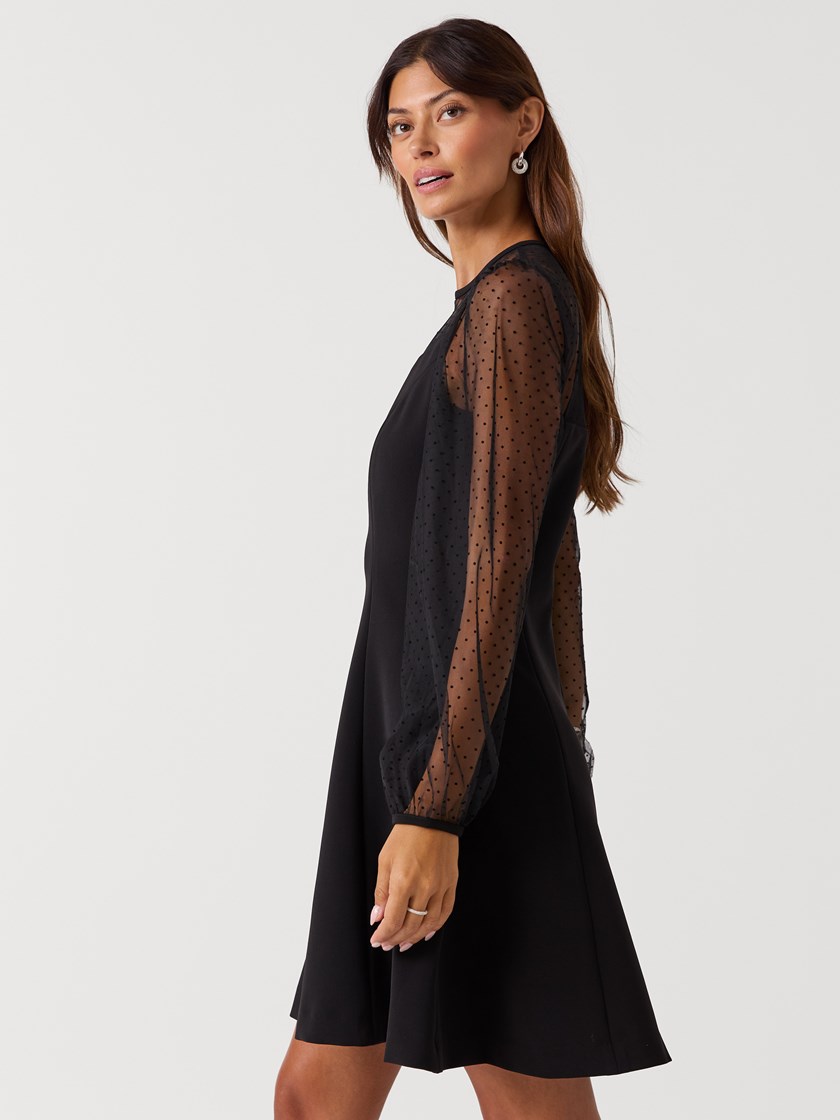 7517736 ID2 7517736_ID2-MELL-W26-Modell-Front_chn=vic_2255.jpg_Front||Front