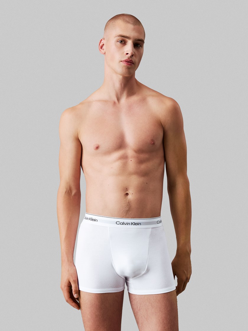 7253578 O68 Calvin-Klein_009999_100_LV00NB4286100_2_Relaxed Trunk 3Pk O68.jpg_