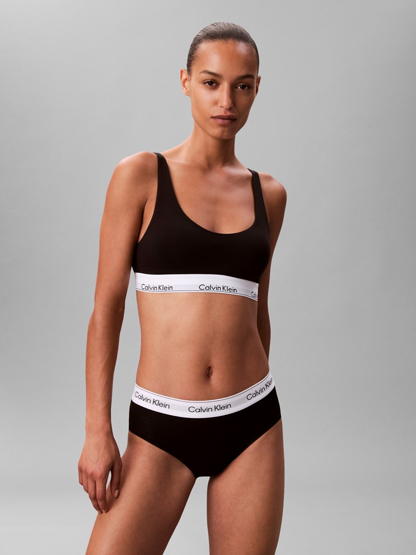 7253419 ID2 Calvin-Klein_009999_UB1_LV00QF8503UB1_2_Lightly Lined Bralette ID2.jpg_