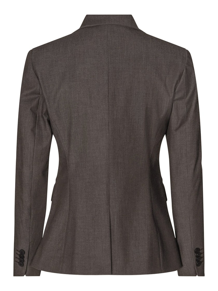 7253935 AIU fc416cc9-fa9b-473a-80c3-709b8aa283c8_AIU_Beth Blazer AIU.jpg_