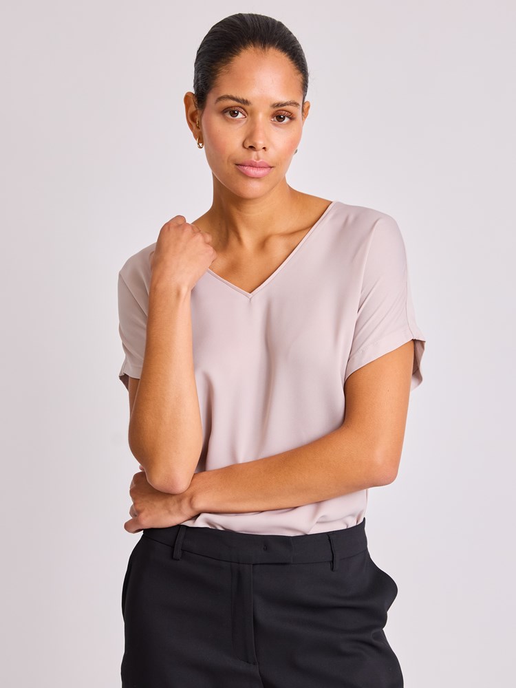 Ivy Tee Shirt ivy tee beige riccovero 30.jpg_