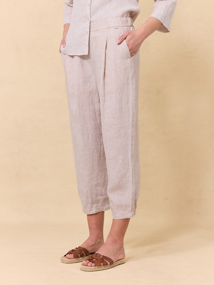 Lucy linbukse JP_ecom_ella_rest_Q2 24_I4Y_Lucy linbukse I4Y_Lucy linbukse I4Y 7511720.jpg_