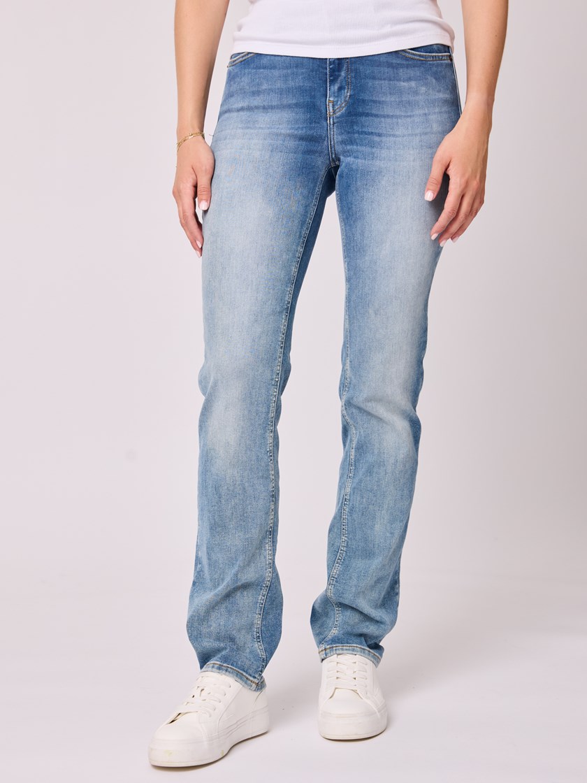 7503876 DAD spirea straight jeans lys 13_DAD_Spirea straight jeans DAD.jpg_