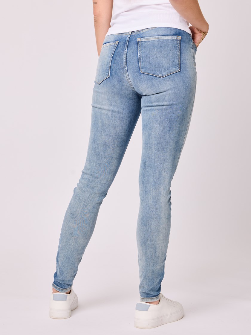 7503875 DAD sunflower skinny lys 44_DAD_Sunflower skinny jeans DAD.jpg_