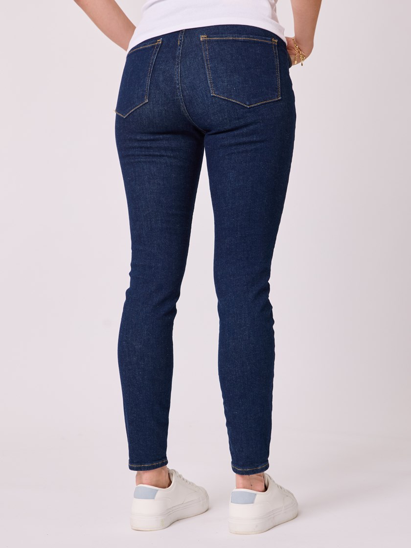 7503875 D04 sunflower skinny mørk5 27_D04_Sunflower skinny jeans D04.jpg_